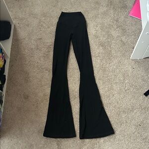 Offline by Aerie Black flared crossover leggings size XXS